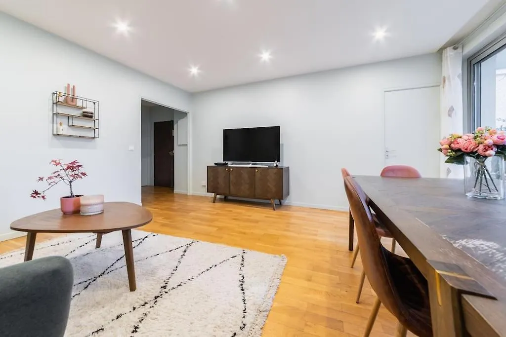 Apartment Trocadero Grand Jardin Privatif 4 Pers